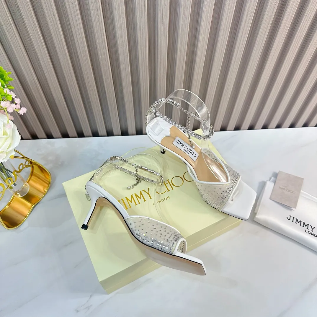 👟👟Ex-factory price 660👟👟 JIMMY CHOO (Jimmy CHOO) 💝💝💝 is a very comprehensive noble fashion lifestyle brand, with a series of women's high-heeled, medium-heeled, flat-heeled sandals with the same strap from major fashion bloggers and celebrities in Hong Kong and the United States.  The Australian pointed toe, round toe and square toe series are simply beautiful. Fall in love with elegance and playful sense of the future. Just by looking at them, you want to own them immediately, but you can really think about a pair of exquisite high heels~~~~~~~~~~~~~~~~~ 💝This series is specially designed for extraordinary and indifferent ladies, thus creating a unique overall effect, Jimmy Choo Design products that inspire women to move forward and show their charm💝💝💝 1⃣️Material: Imported genuine mesh hot diamond 2⃣️Inner: Imported Italian lambskin, super soft and delicate 3⃣️Outsole: Imported Italian original original color genuine leather outsole Heel height 6.5cm (10.0/8.5cm can be made) 4⃣️Code number: 35-39 (34.40.41.42 customized)